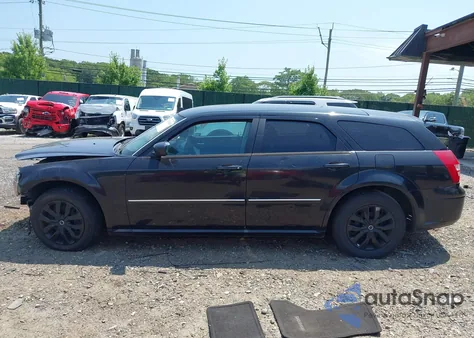 2007 Dodge Magnum z USA, uszkodzony, nr VIN 2D4FV47V97H620553